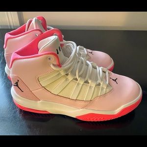 Little Girls Jordan Max Aura